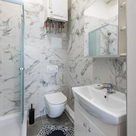 Appartement Elegant Center With Free Parking By Polo Aparments *