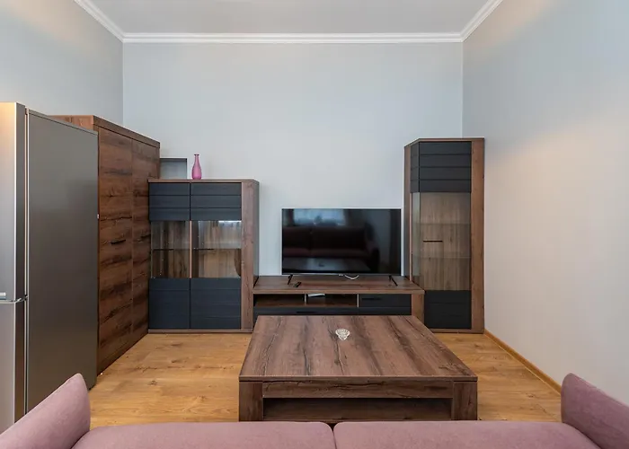 Elegant Center With Free Parking By Polo Aparments