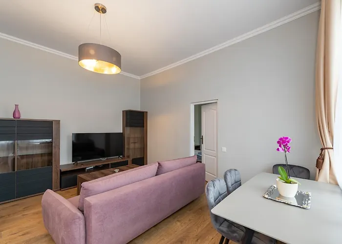 Lejlighed Elegant Center With Free Parking By Polo Aparments *